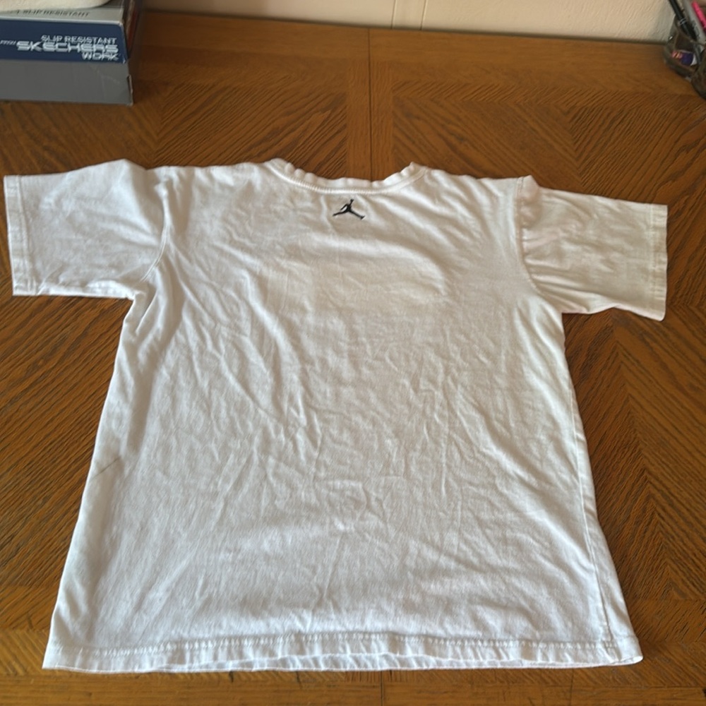Jordan White Tee with Black Label Design - Picture 5 of 5
